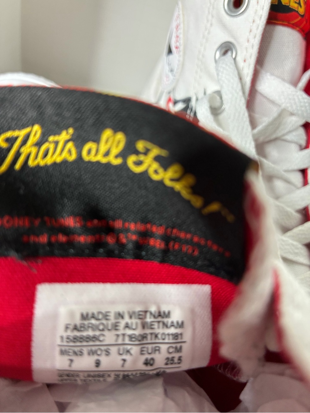 Looney Tunes Sylvester & Tweety Bird Converse - Picture 10 of 10